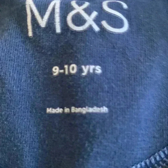[5 for $25] M&S long sleeve T-shirt, size  9-10, EUC - Picture 3 of 3